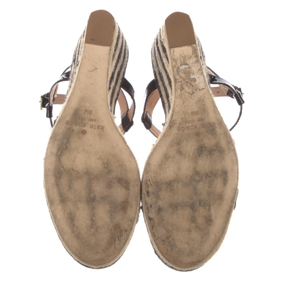 Kate Spade Patent Leather T strap sandals - Picture 5 of 14